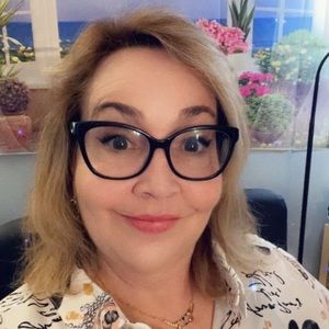 Meet your Posher, Candace